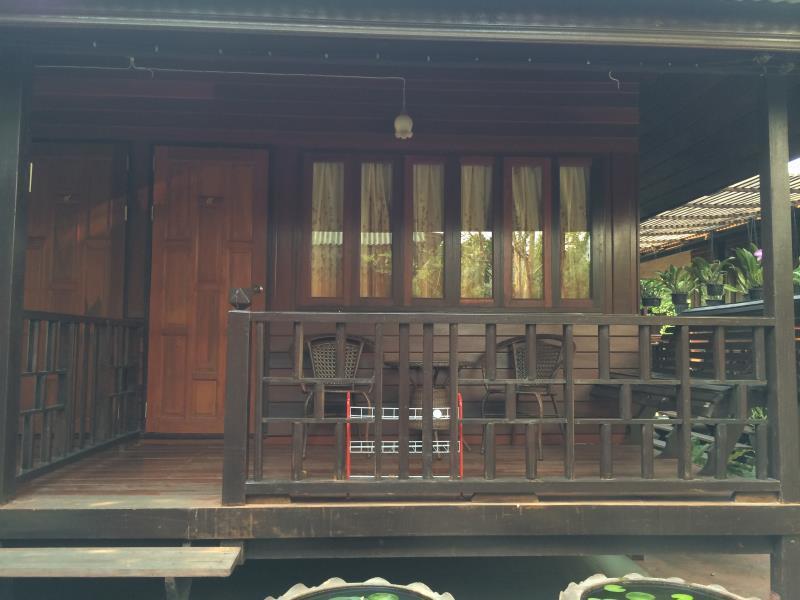 Baan Kong Homestay Phra Nakhon Si Ayutthaya Buitenkant foto