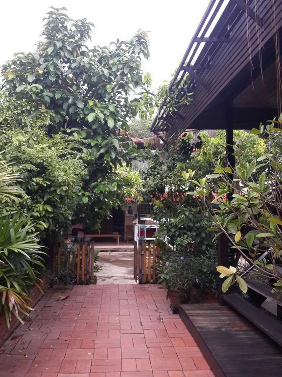 Baan Kong Homestay Phra Nakhon Si Ayutthaya Buitenkant foto